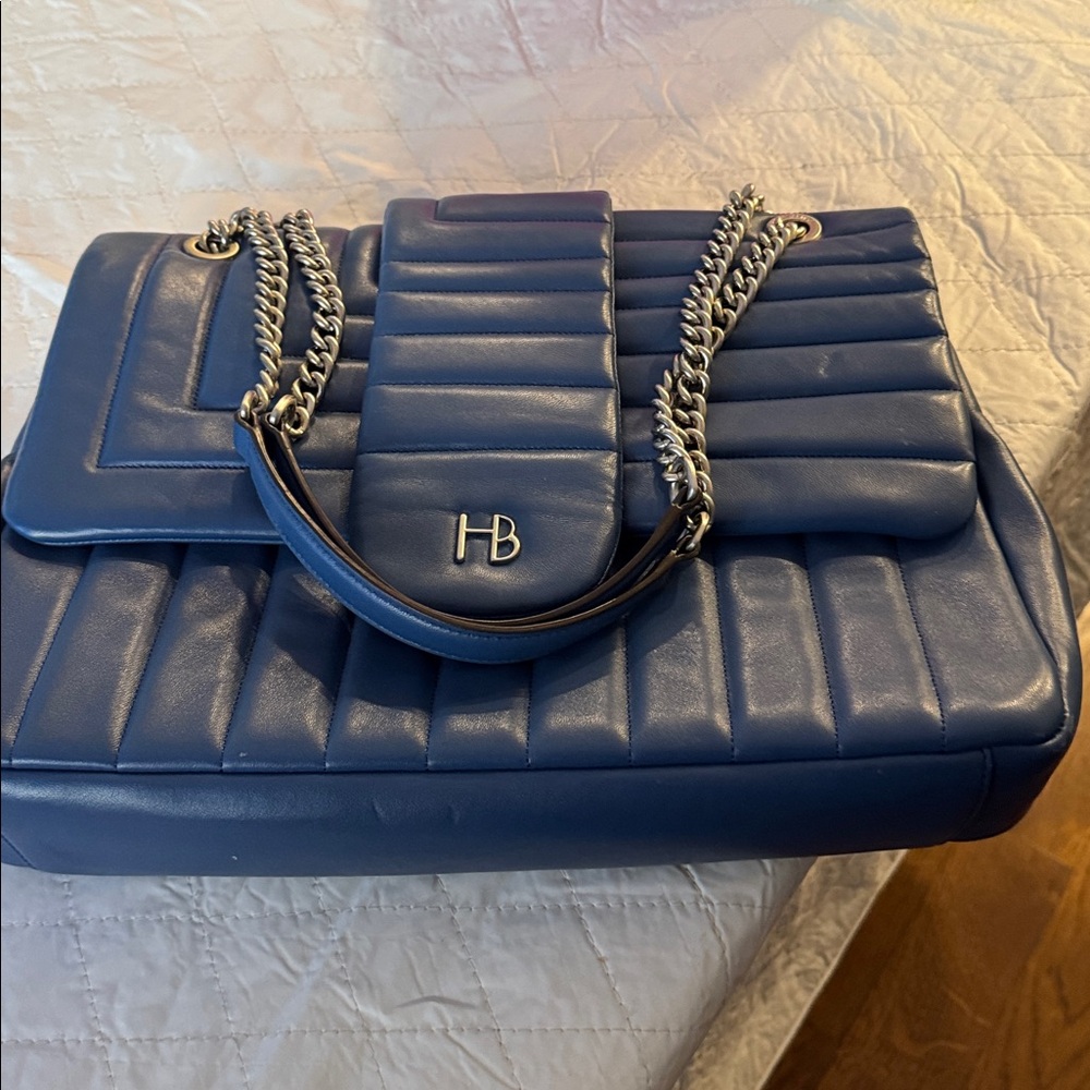 Henri Bendel 712 LARGE 5th Ave Exclusive - Picture 2 of 8